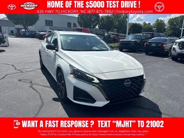 2025 Nissan Altima 2.5 SR