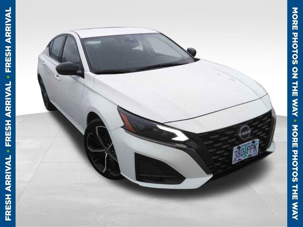 2024 Nissan Altima 2.5 SR — photo 1 of 1
