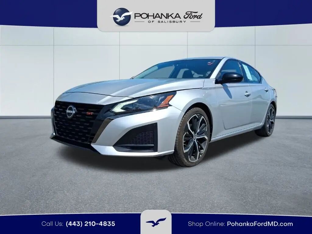 2024 Nissan Altima 2.5 SR — photo 1 of 13