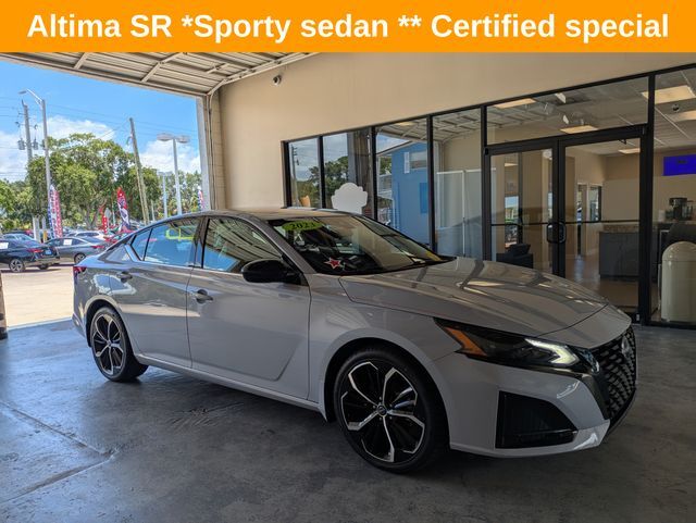 2023 Nissan Altima 2.5 SR