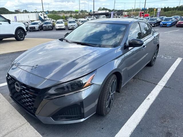 2025 Nissan Altima 2.5 SR