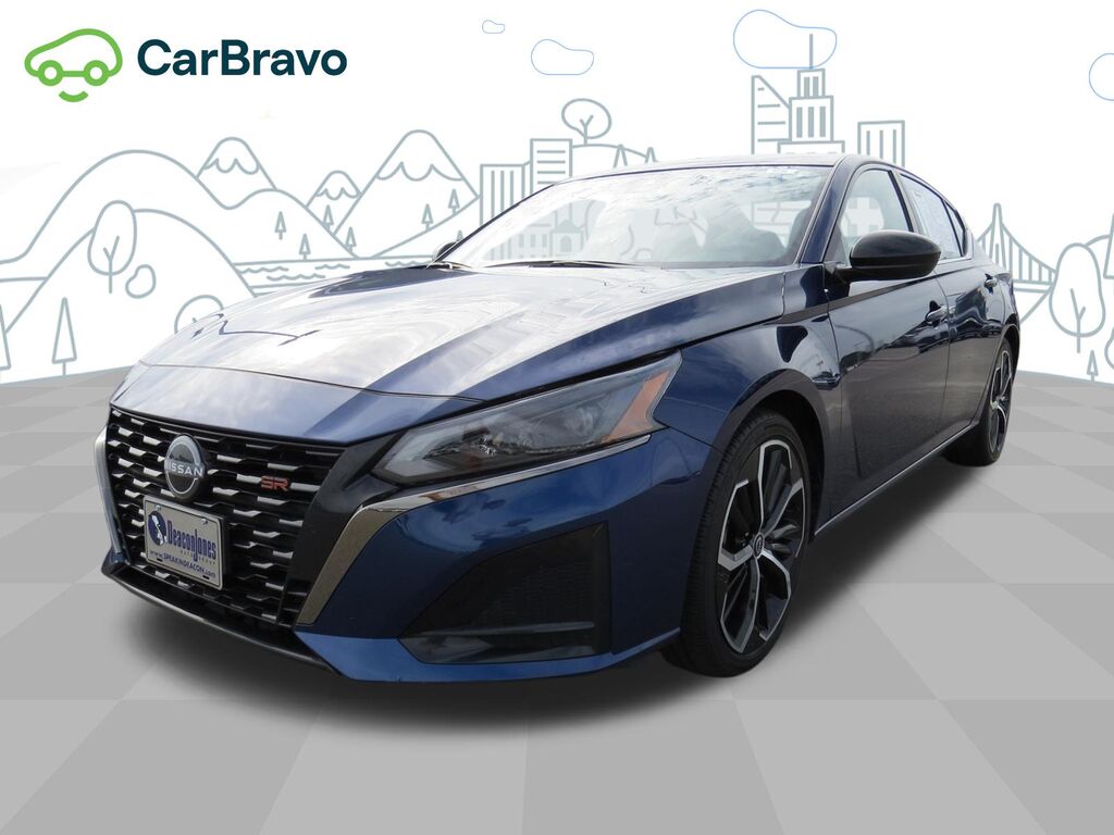 2024 Nissan Altima SR FWD — photo 1 of 6