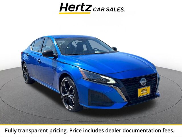 2025 Nissan Altima SR