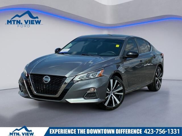 2021 Nissan Altima 2.5 SR — photo 1 of 13