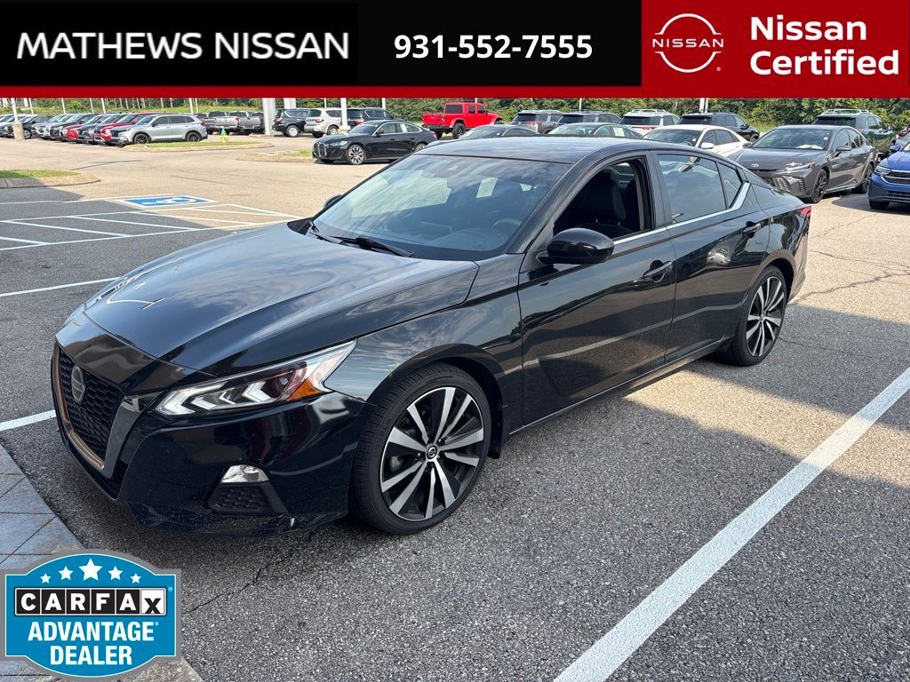 2022 Nissan Altima 2.5 SR — photo 1 of 13