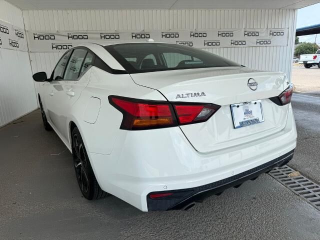 2025 Nissan Altima 2.5 SR