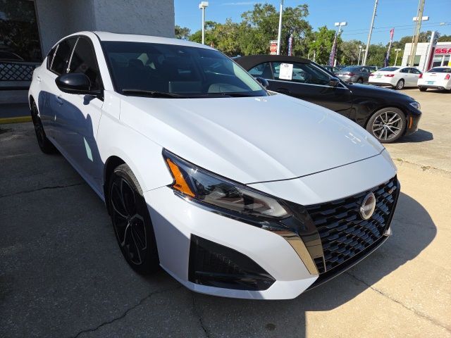 2025 Nissan Altima 2.5 SR