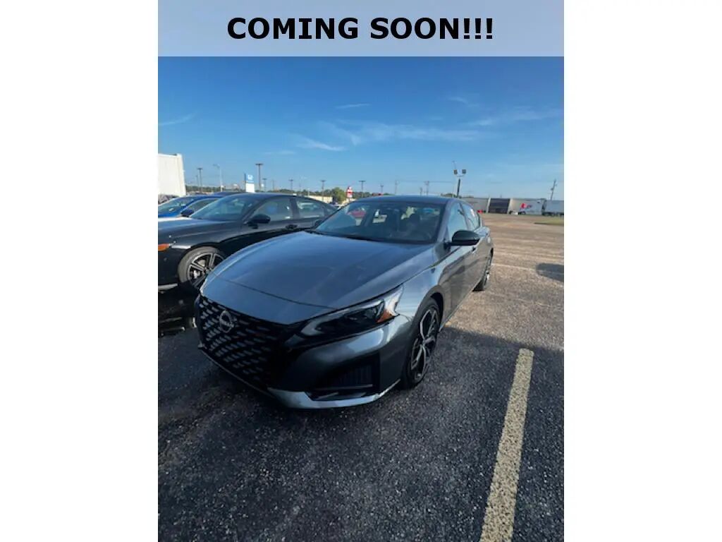 2026 Nissan Altima 2.5 SR — photo 1 of 1