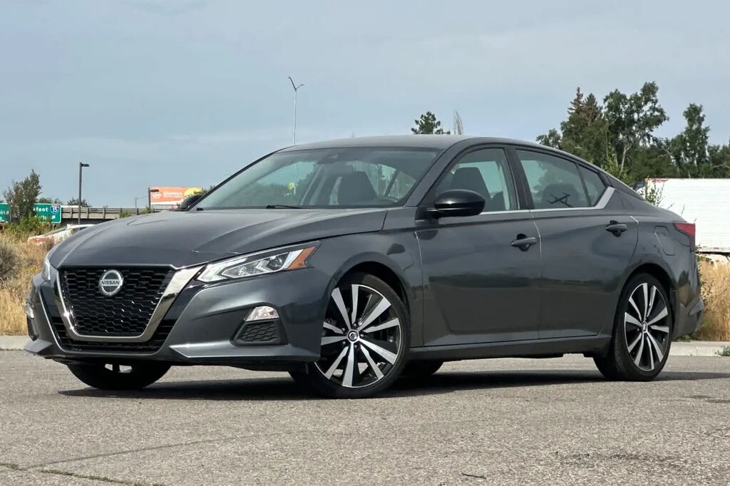 2021 Nissan Altima 2.5 SR — photo 1 of 13