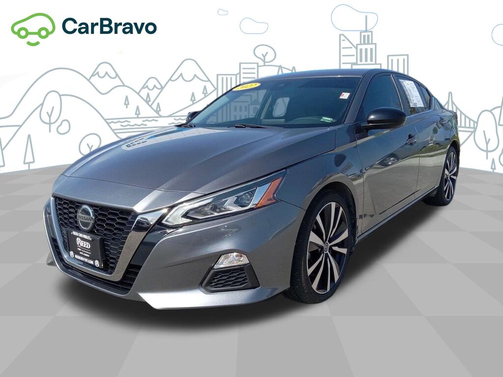 2022 Nissan Altima SR FWD — photo 1 of 7
