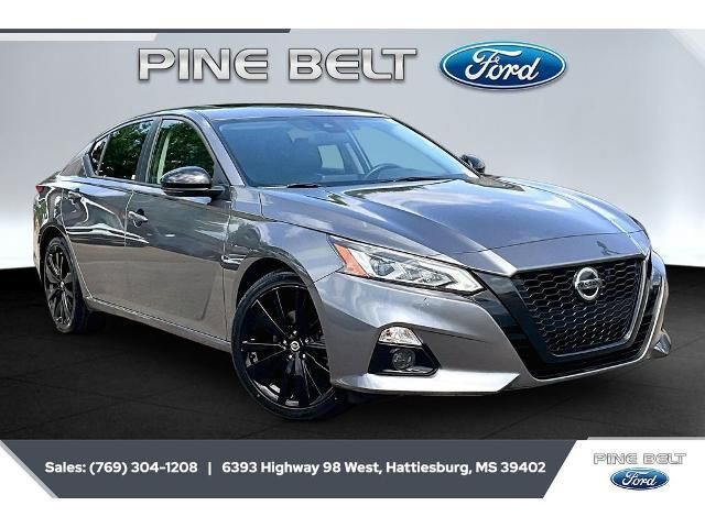 2022 Nissan Altima 2.5 SR