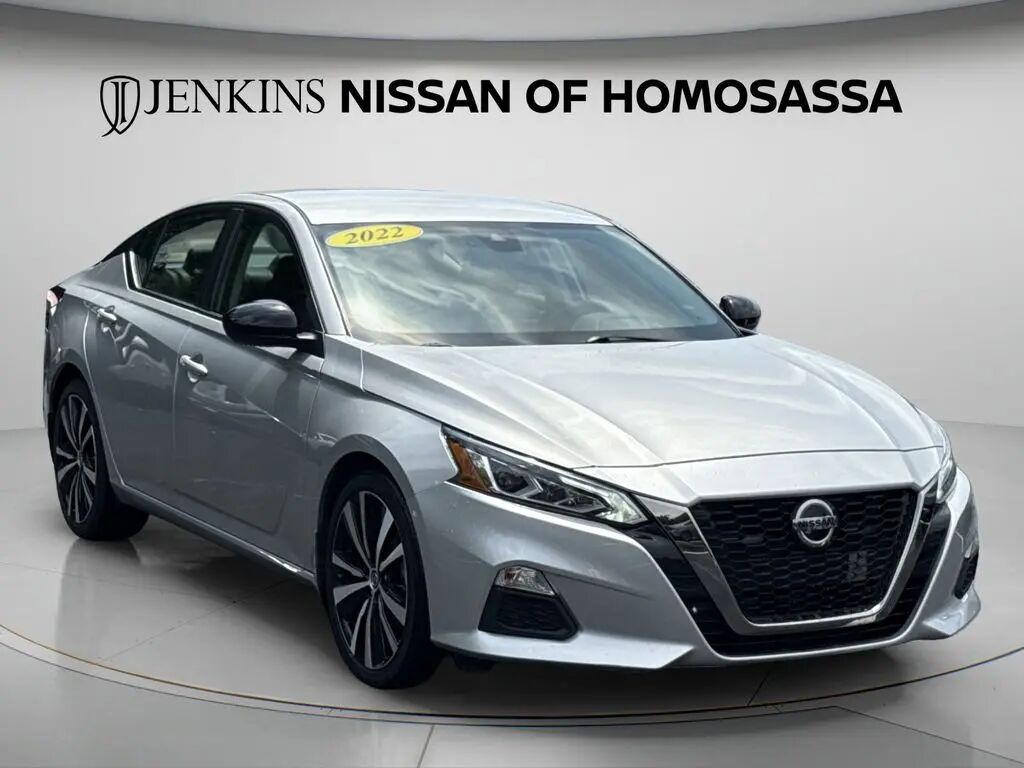 2022 Nissan Altima 2.5 SR — photo 1 of 1