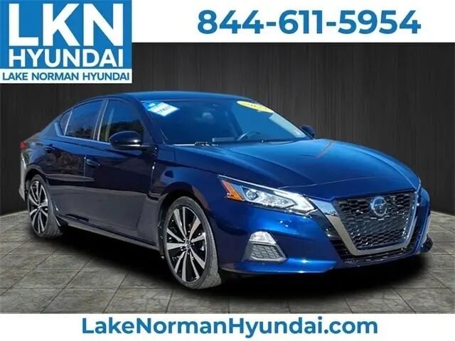 2022 Nissan Altima 2.5 SR