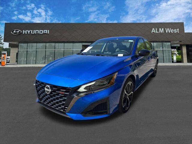 2025 Nissan Altima 2.5 SR