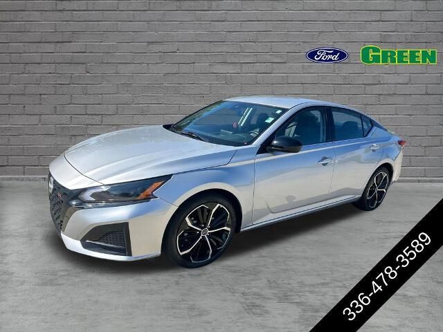 2025 Nissan Altima 2.5 SR