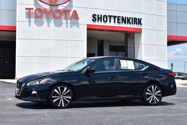 2022 Nissan Altima 2.5 SR