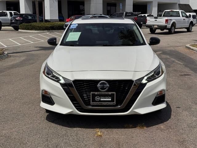 2019 Nissan Altima 2.5 SR — photo 1 of 13