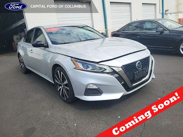 2022 Nissan Altima 2.5 SR
