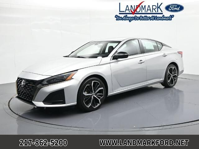 2024 Nissan Altima 2.5 SR — photo 1 of 12