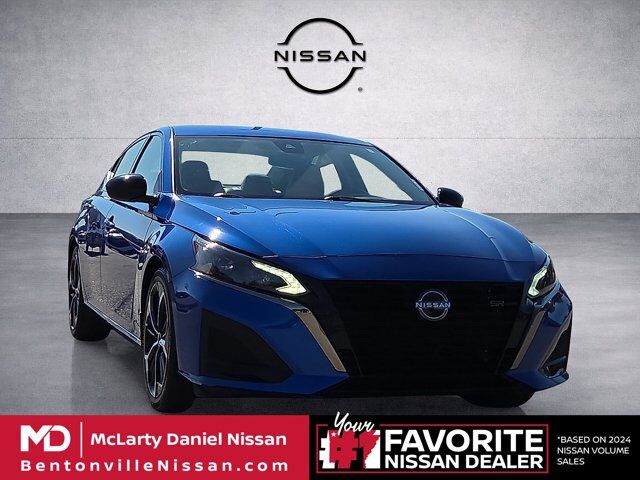 2025 Nissan Altima SR — photo 1 of 1