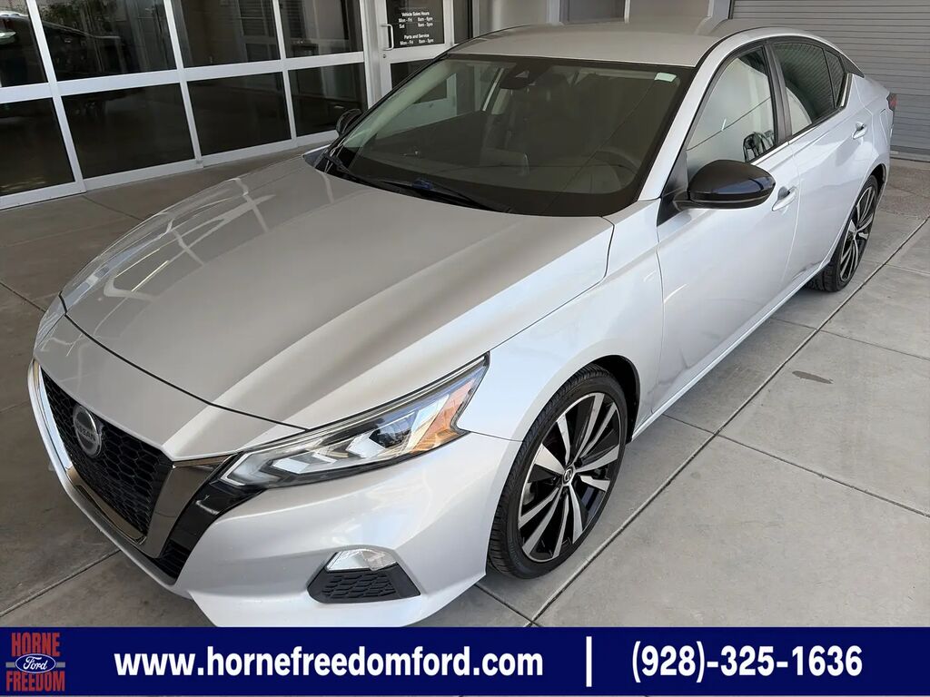 2021 Nissan Altima 2.5 SR — photo 1 of 1