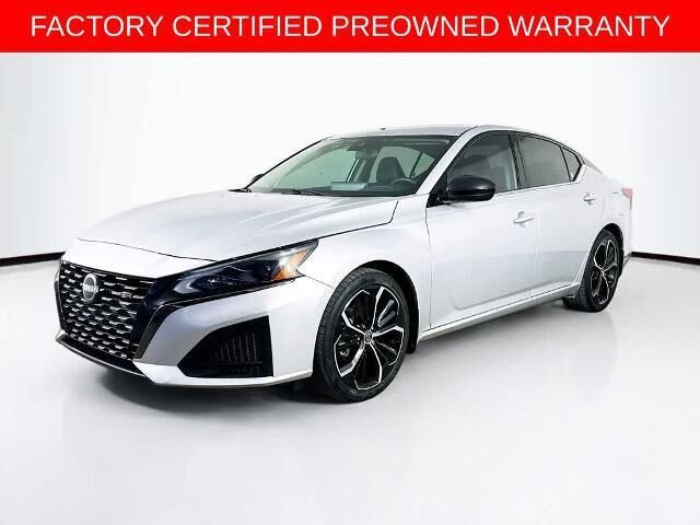 2023 Nissan Altima 2.5 SR — photo 1 of 13
