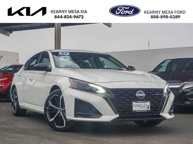 2024 Nissan Altima 2.5 SR — photo 1 of 12