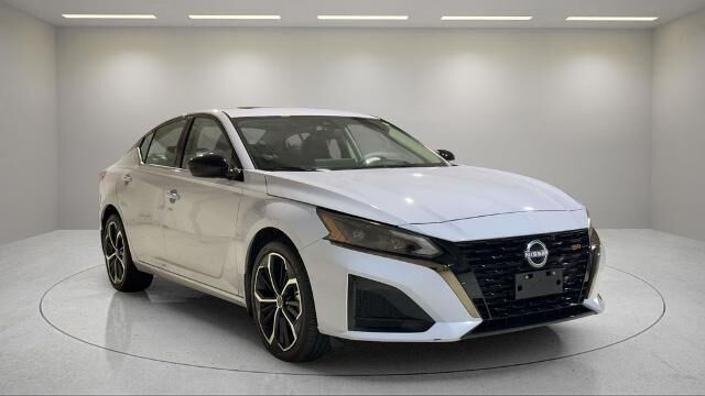 2025 Nissan Altima 2.5 SR