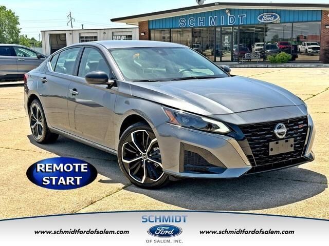 2025 Nissan Altima 2.5 SR