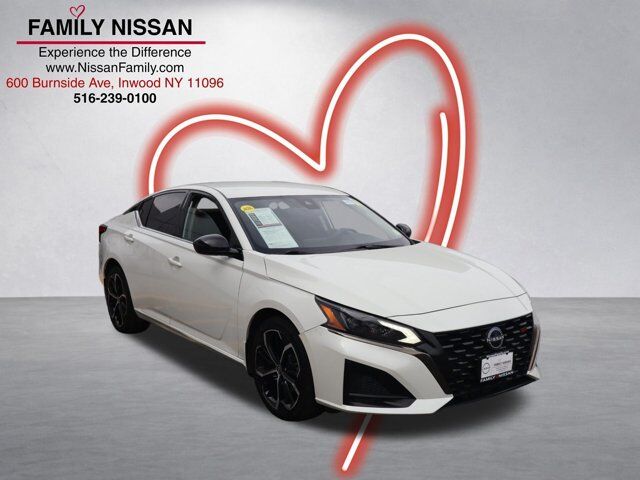 2023 Nissan Altima 2.5 SR
