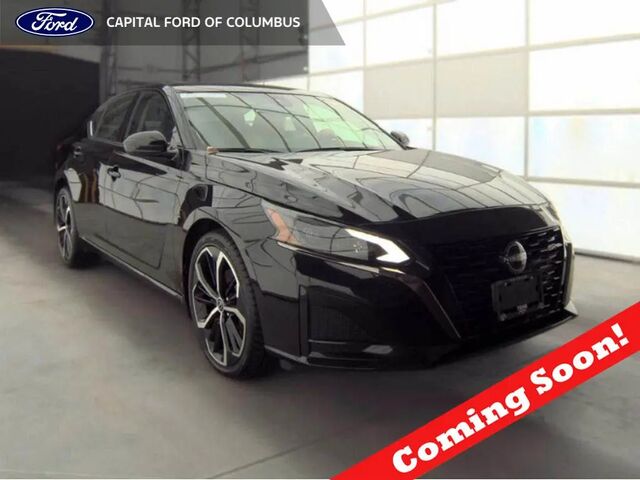 2023 Nissan Altima 2.5 SR