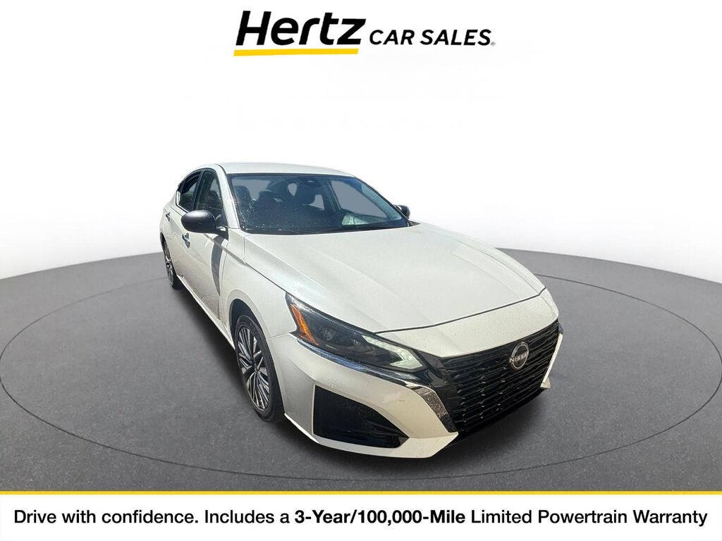 2025 Nissan Altima SV — photo 1 of 1