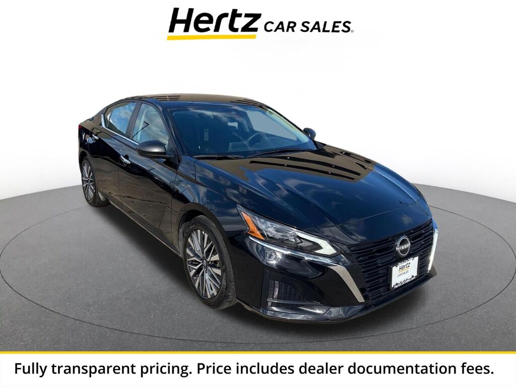 2025 Nissan Altima SV — photo 1 of 1