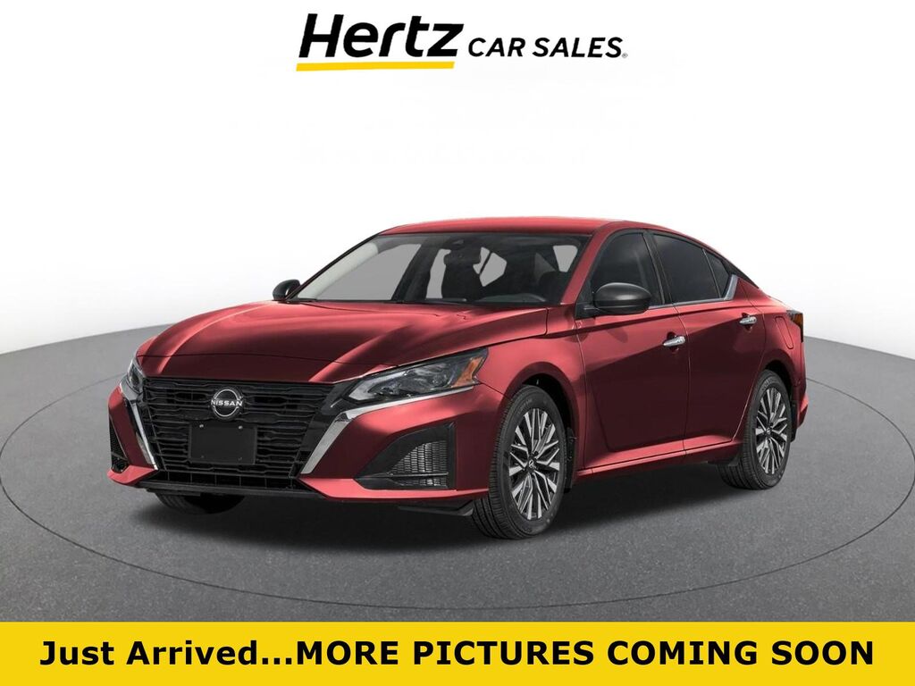 2025 Nissan Altima SV — photo 1 of 1