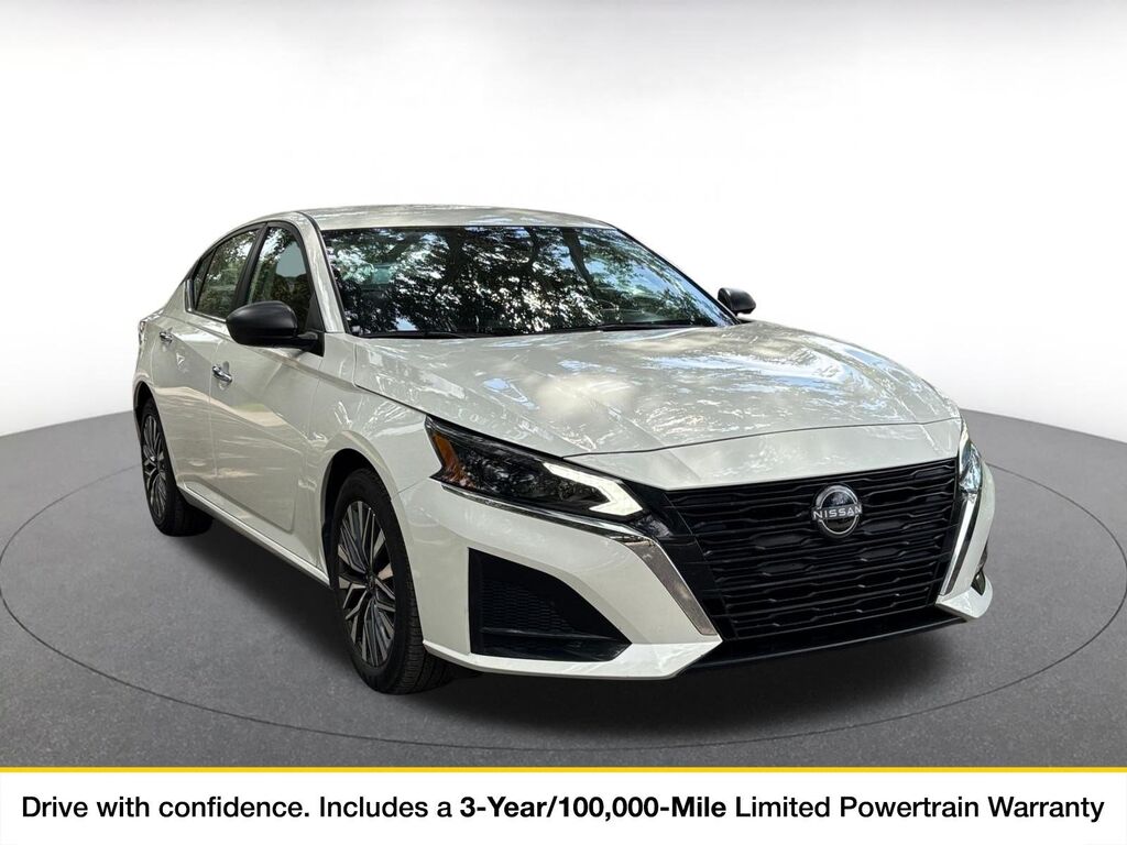 2025 Nissan Altima SV — photo 1 of 1