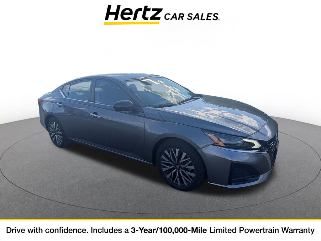 2025 Nissan Altima SV — photo 1 of 1