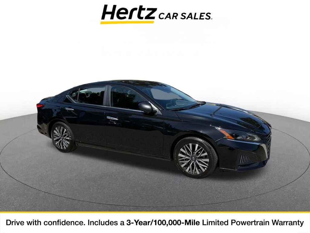 2025 Nissan Altima SV — photo 1 of 1