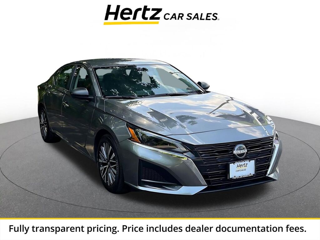 2025 Nissan Altima SV — photo 1 of 1