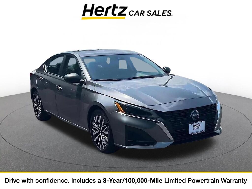 2025 Nissan Altima SV — photo 1 of 1