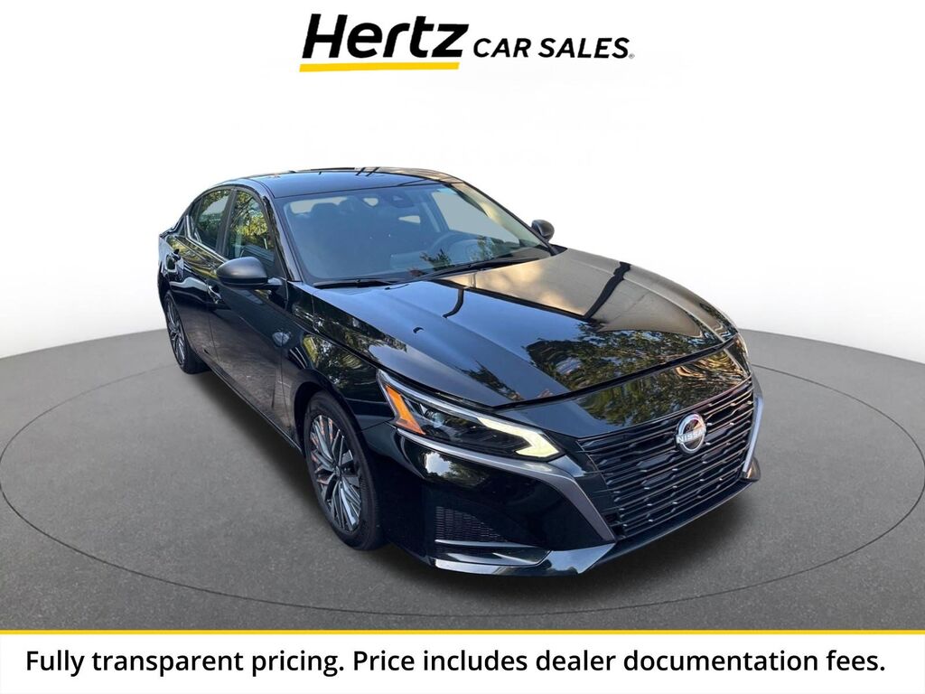 2026 Nissan Altima SV — photo 1 of 11