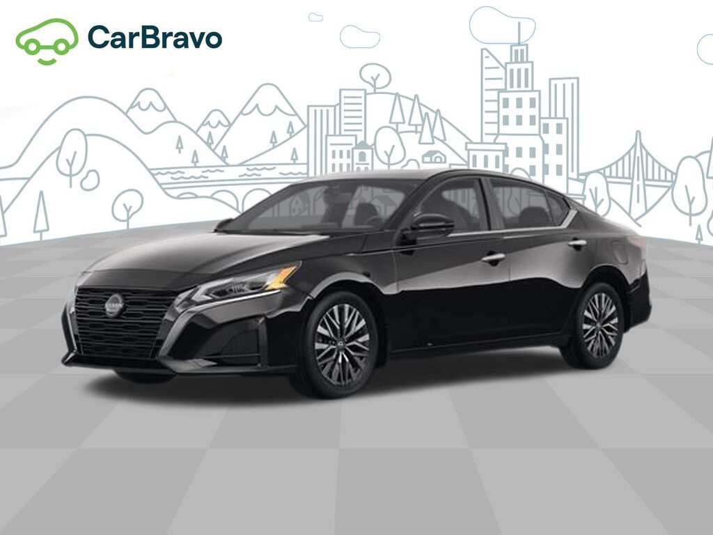 2025 Nissan Altima SV — photo 1 of 6