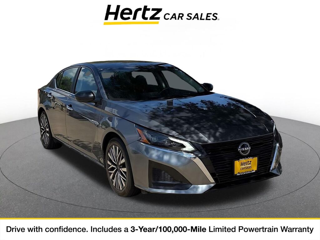 2025 Nissan Altima SV — photo 1 of 1