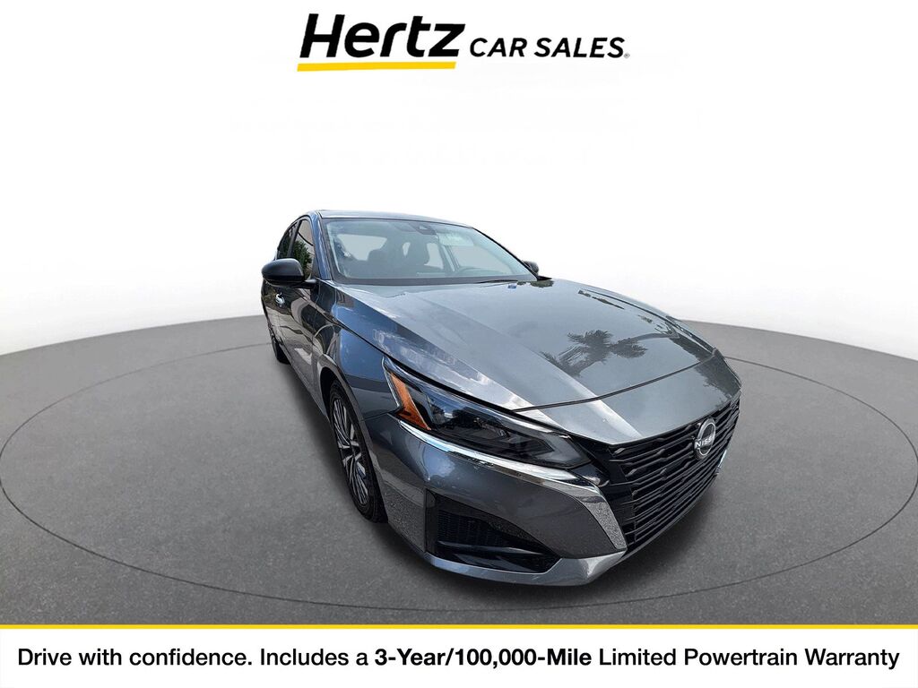 2025 Nissan Altima SV — photo 1 of 1