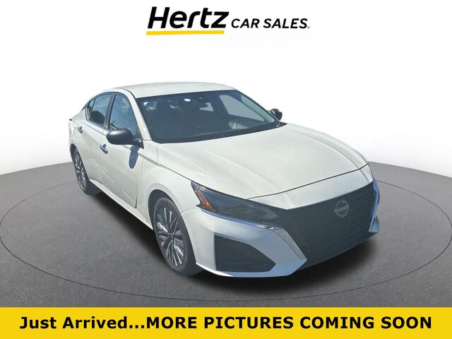 2026 Nissan Altima SV
