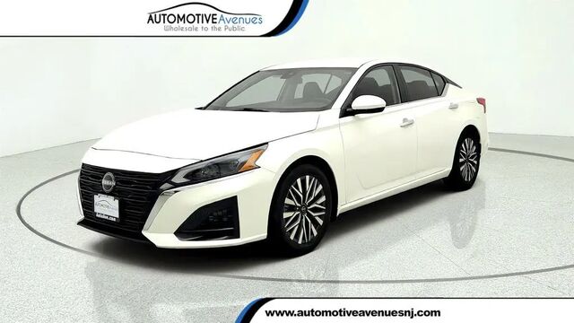 2023 Nissan Altima 2.5 SV