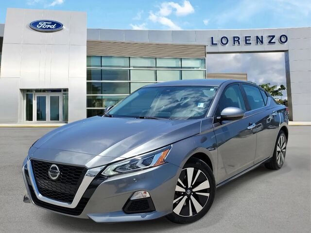 2022 Nissan Altima 2.5 SV