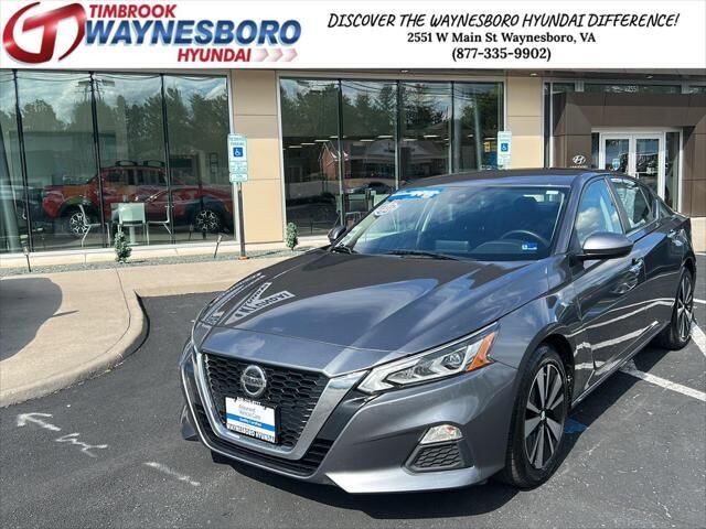 2022 Nissan Altima 2.5 SV