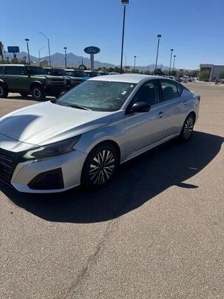 2024 Nissan Altima 2.5 SV