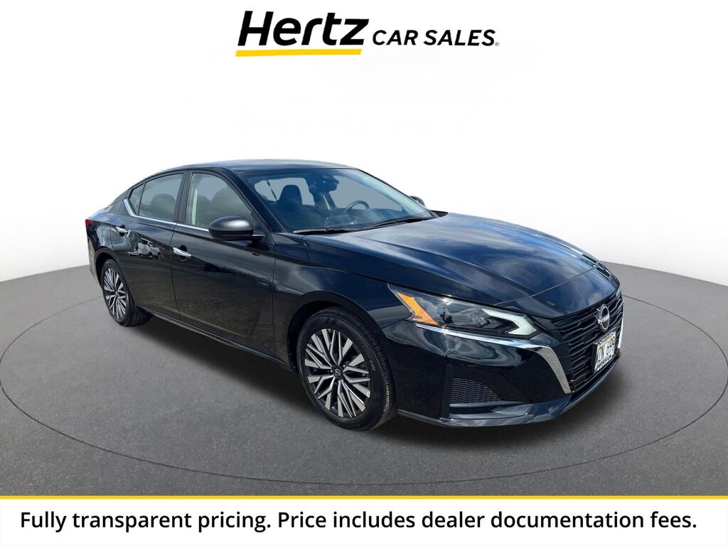 2024 Nissan Altima 2.5 SV — photo 1 of 1