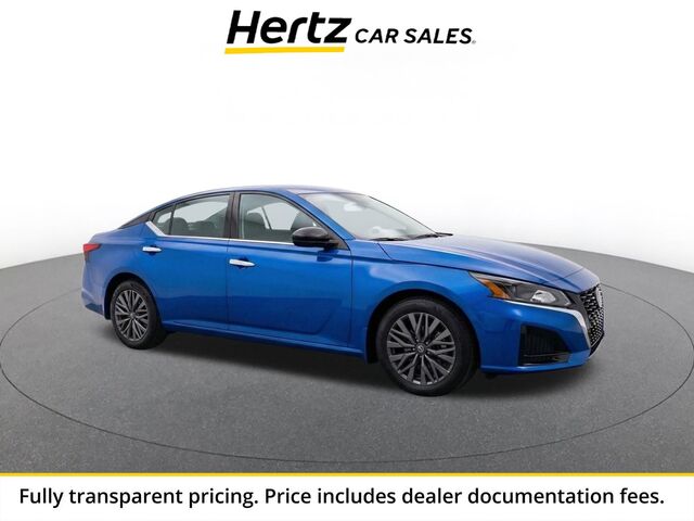 2025 Nissan Altima SV